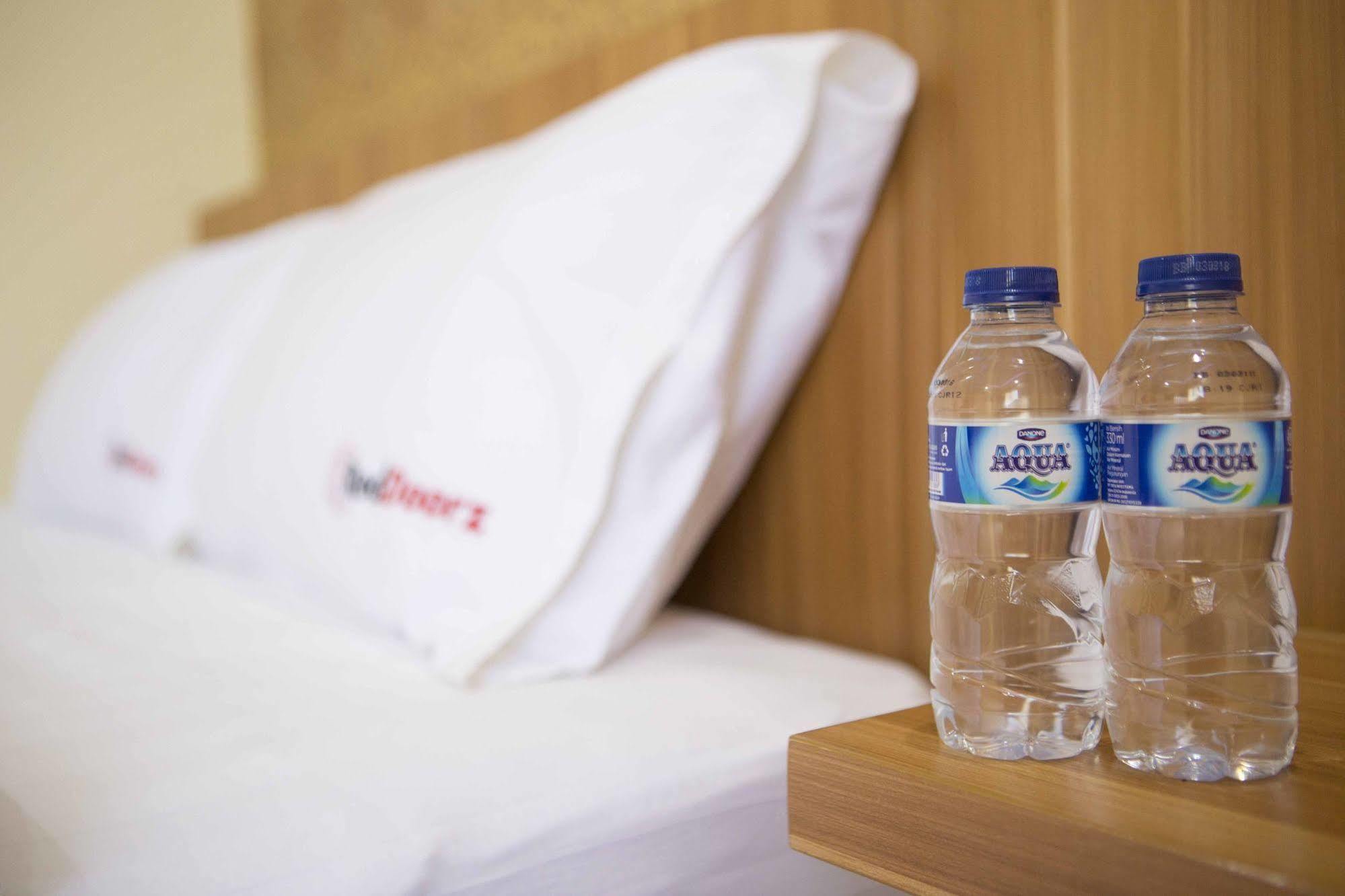 RedDoorz At Arwiga Hotel Bandung Zewnętrze zdjęcie